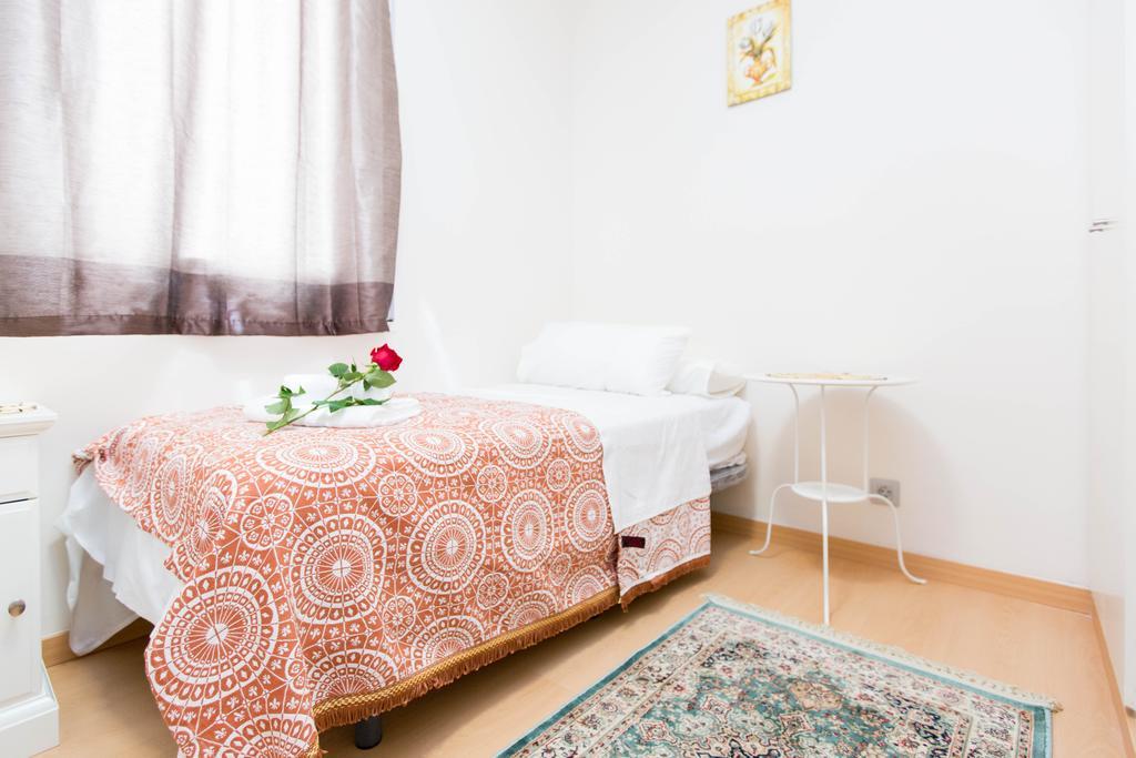 Stay Barcelona Central Apartments Exterior photo